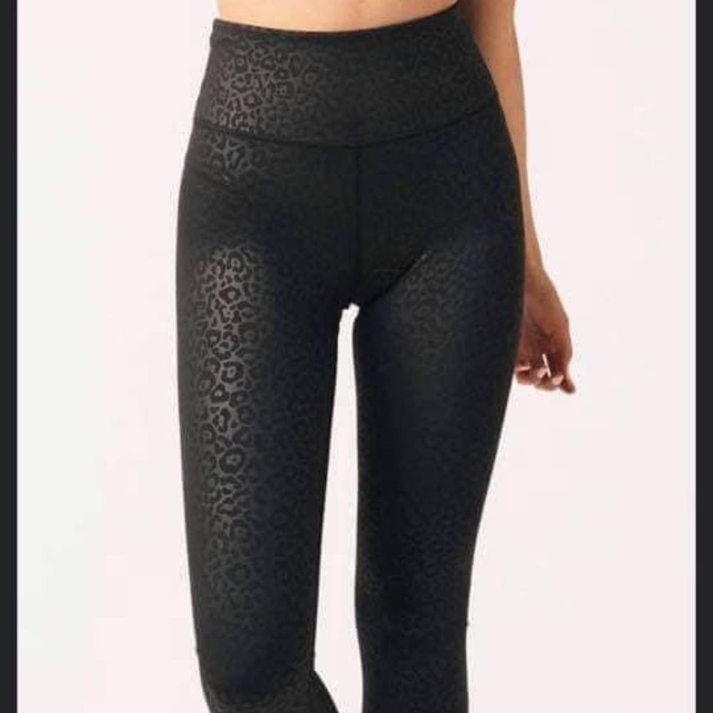 Zyia Black Leopard Light n Tight 4 28" NWOT